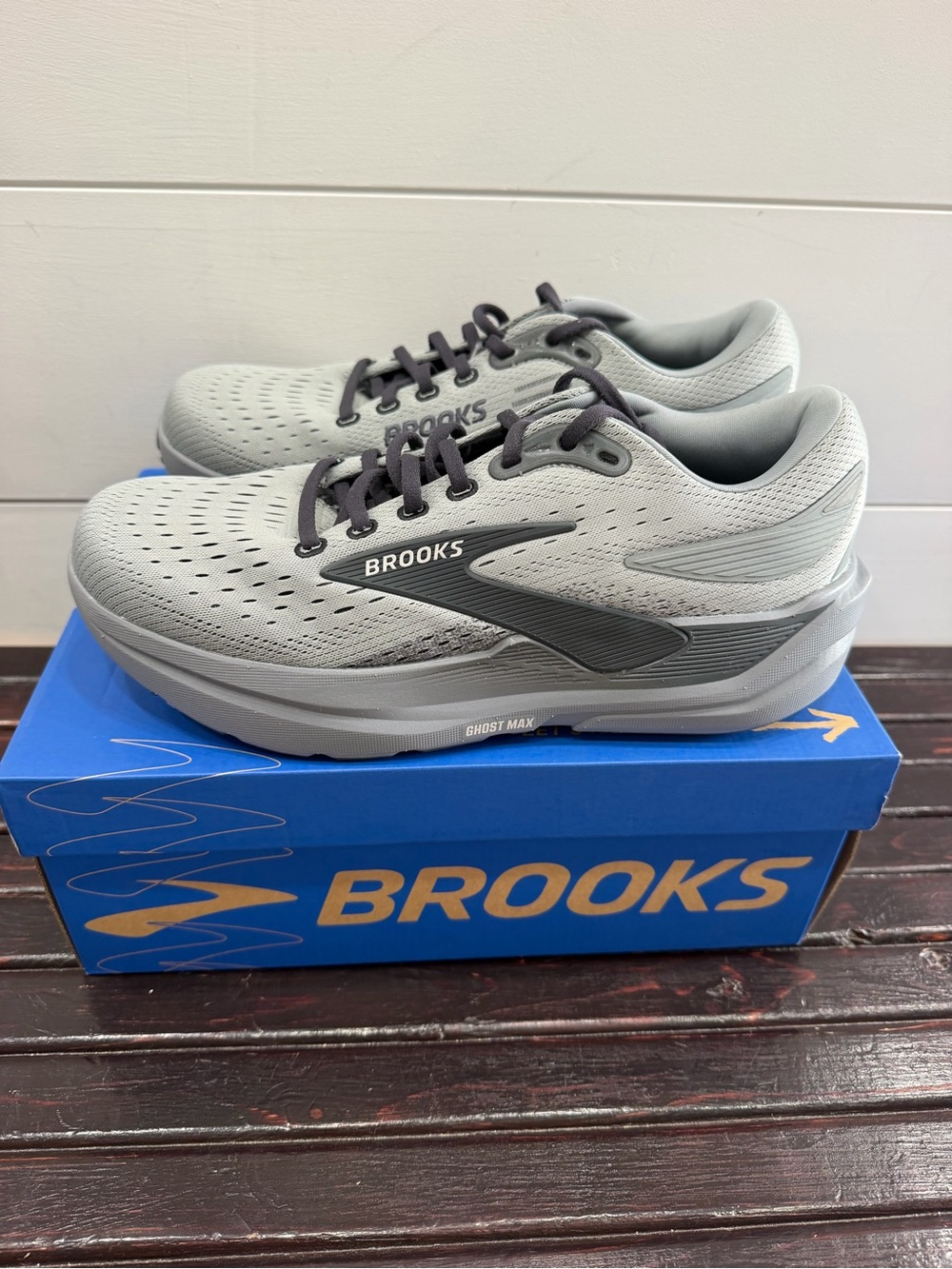 NWT Men's Ghost Max 3